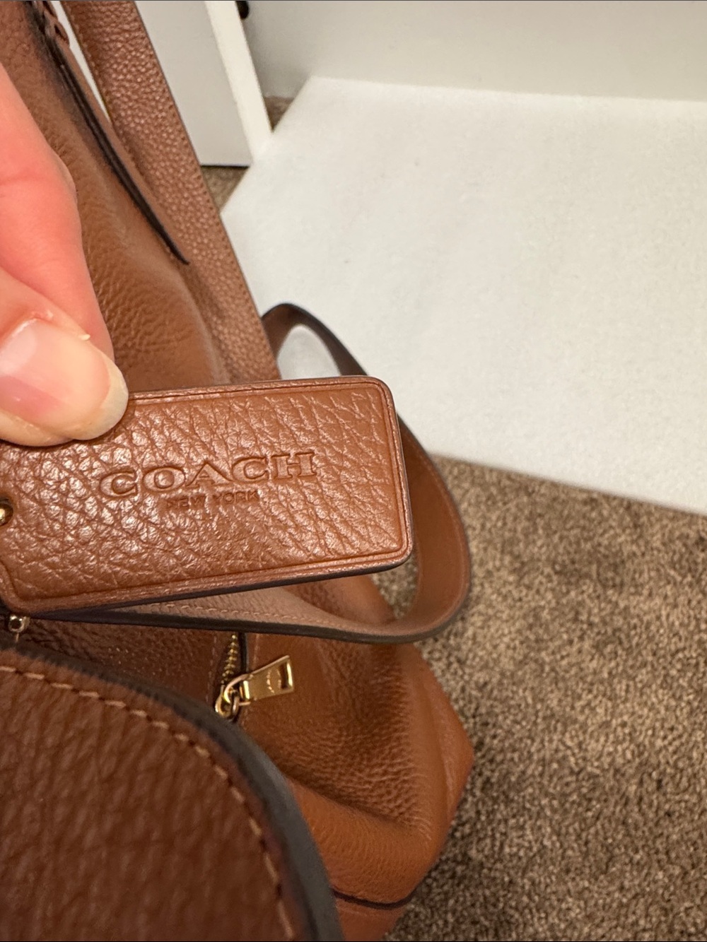 Coach Val Duffle brown pebbled leather shoulder bag purse with hangtag - Picture 8 of 10